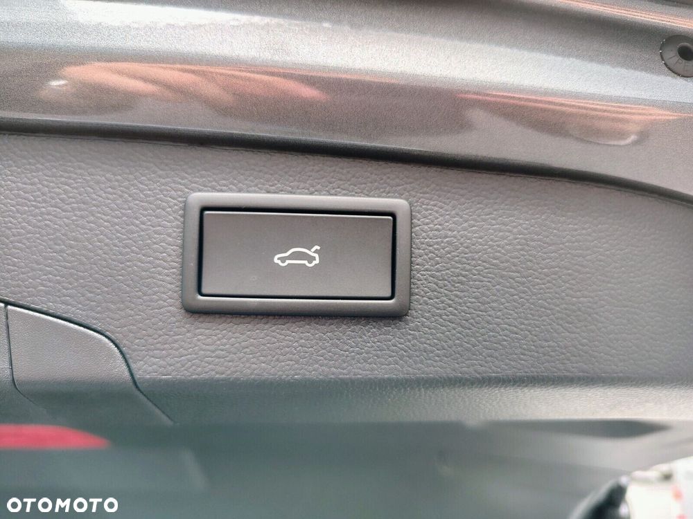 Volkswagen Passat - 11