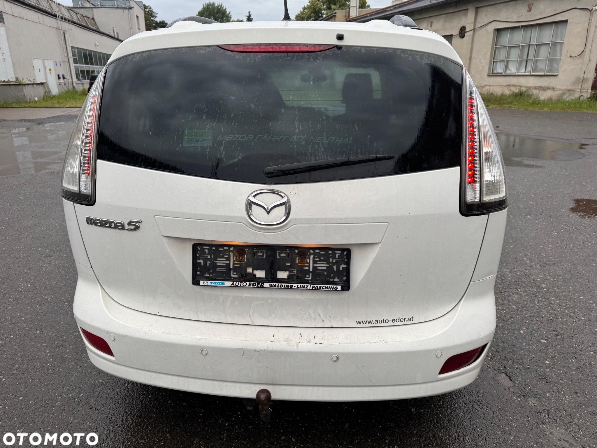 Mazda 5 - 6