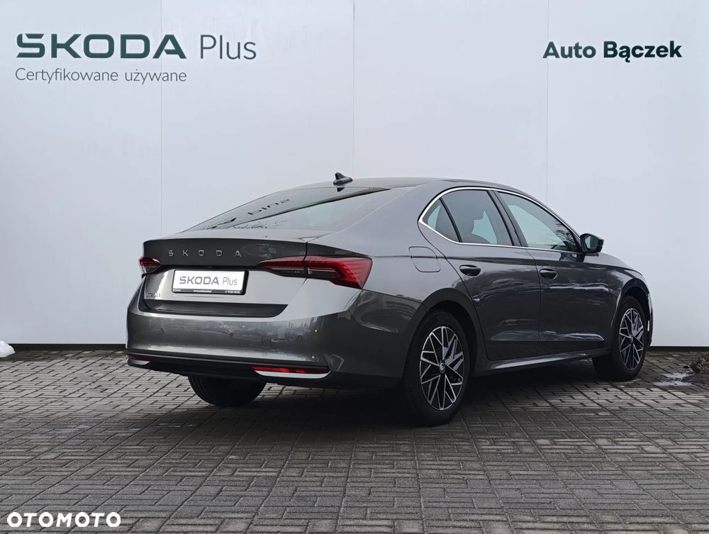 Skoda Octavia 2.0 TDI Selection DSG - 4