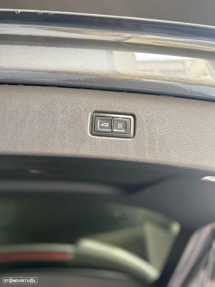 Audi Q7 3.0 TDI quattro S-line Tiptronic 7L - 35