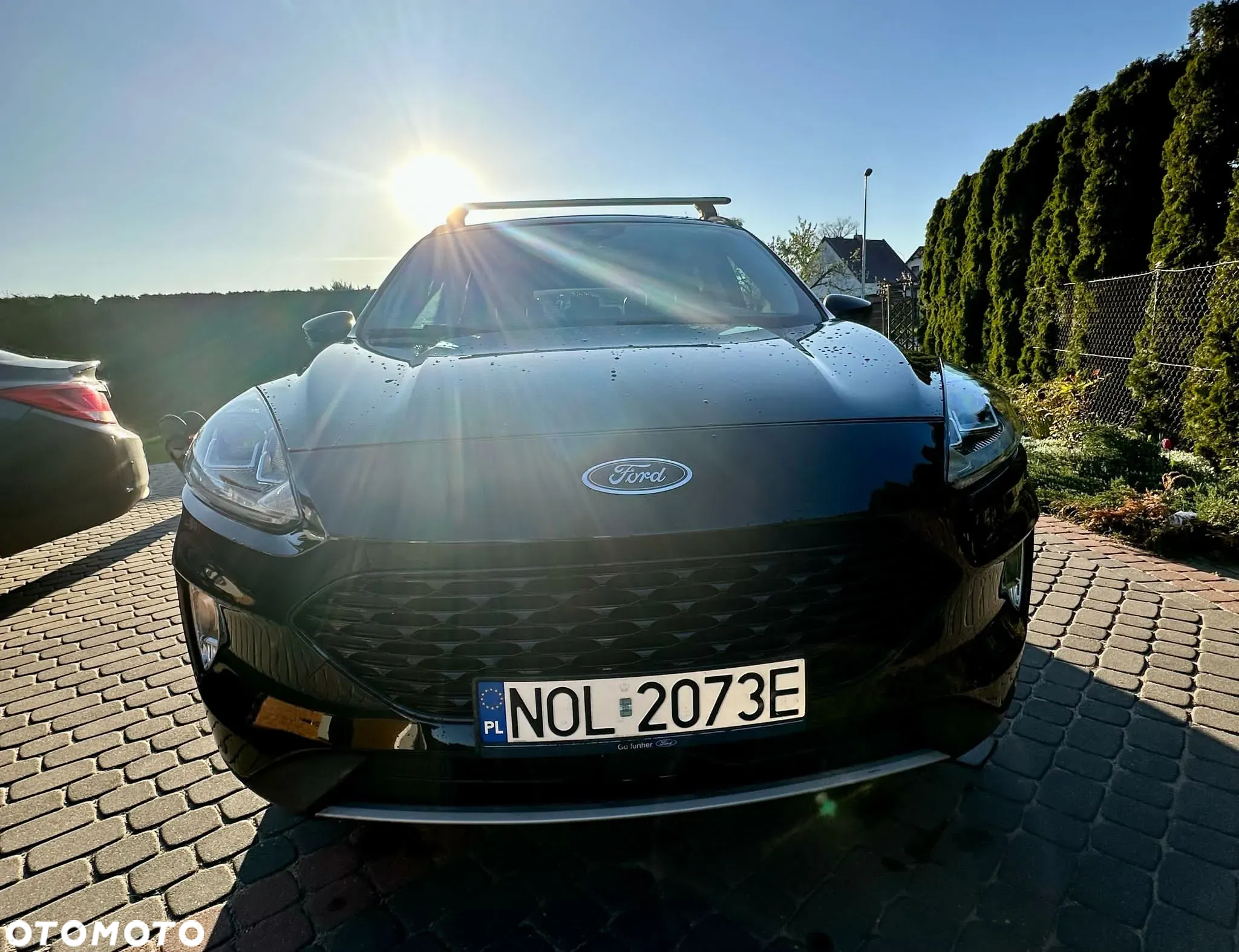 Ford Kuga 2.5 FHEV FWD Titanium - 4