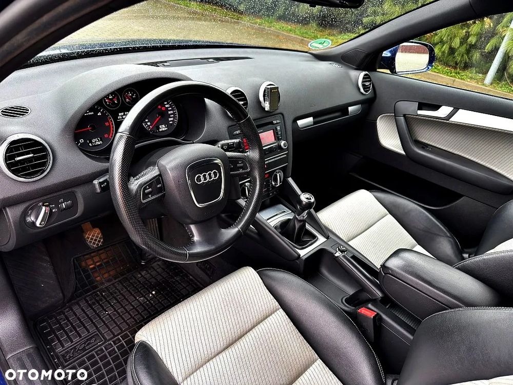 Audi A3 Sportback 2.0 TDI Ambition - 16