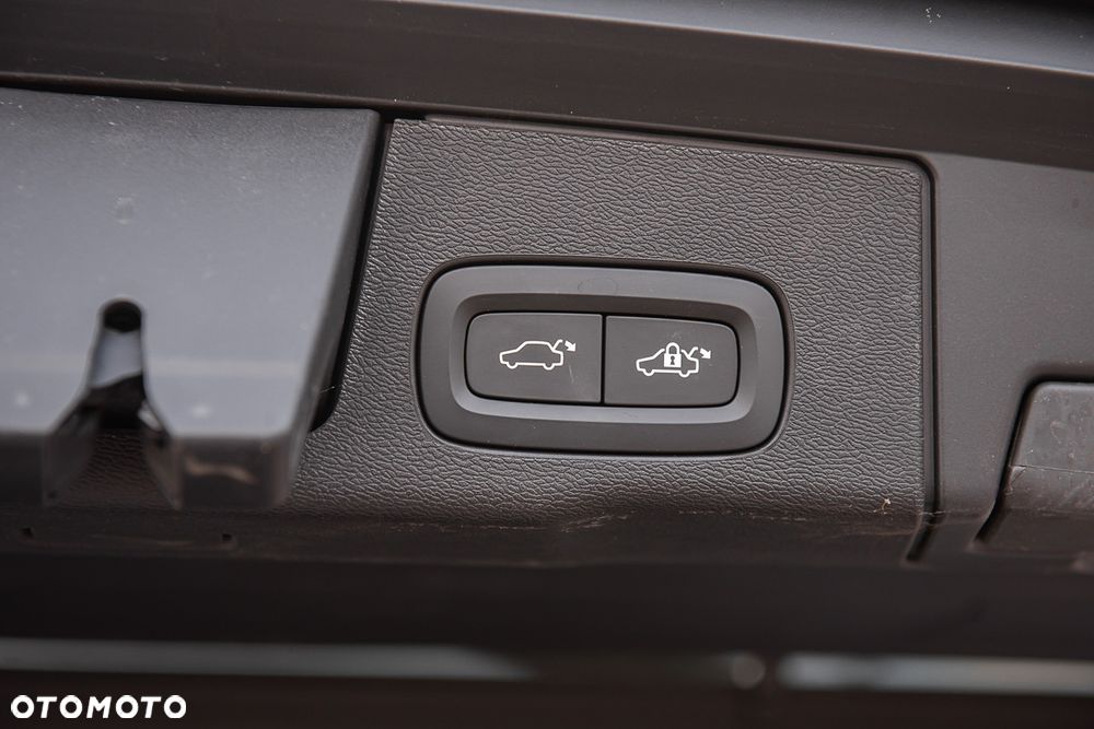 Volvo XC 60 - 32