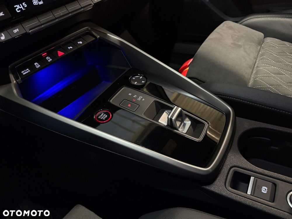 Audi S3 Sportback TFSI Quattro S tronic - 32