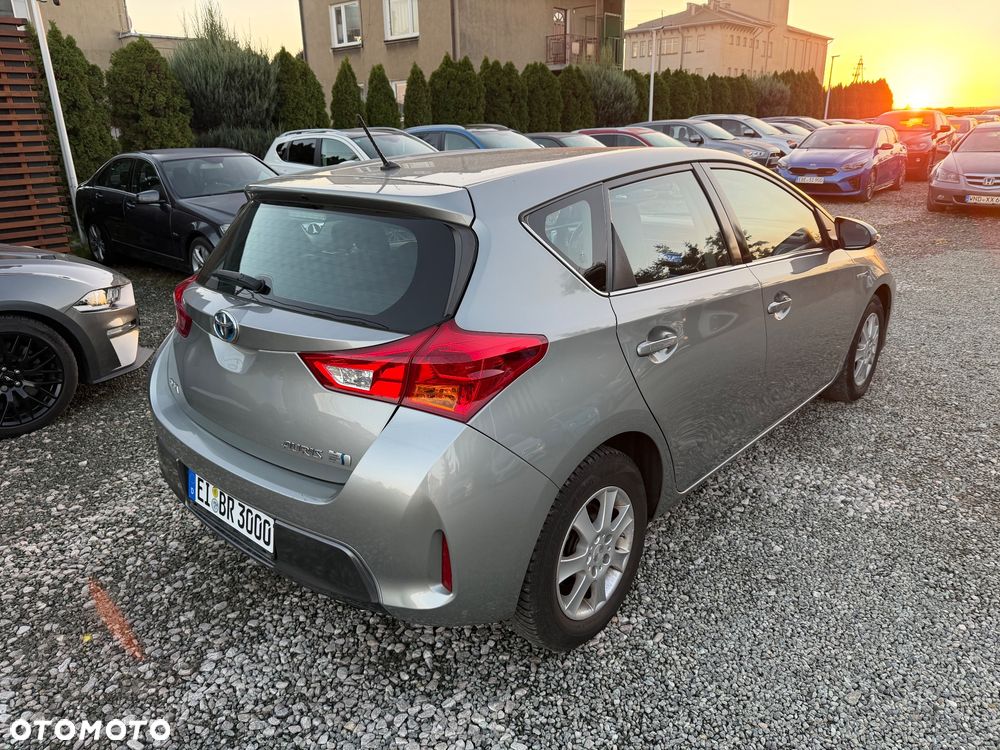Toyota Auris 1.8 HSD Luna - 20
