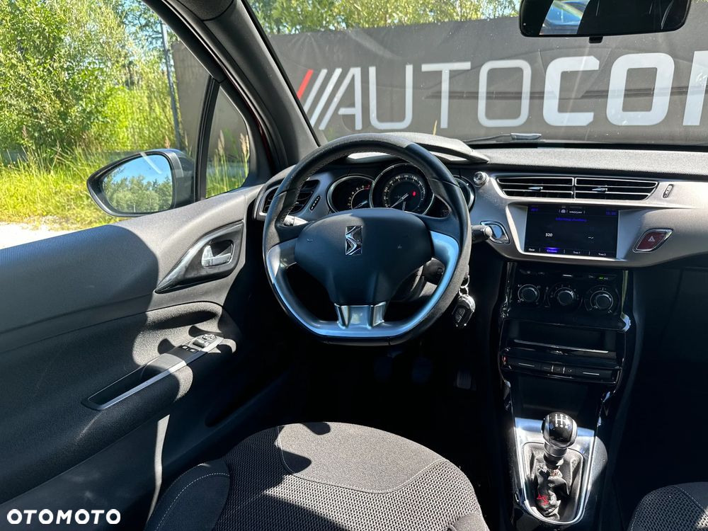 Citroën DS3 PureTech 82 SoChic - 12
