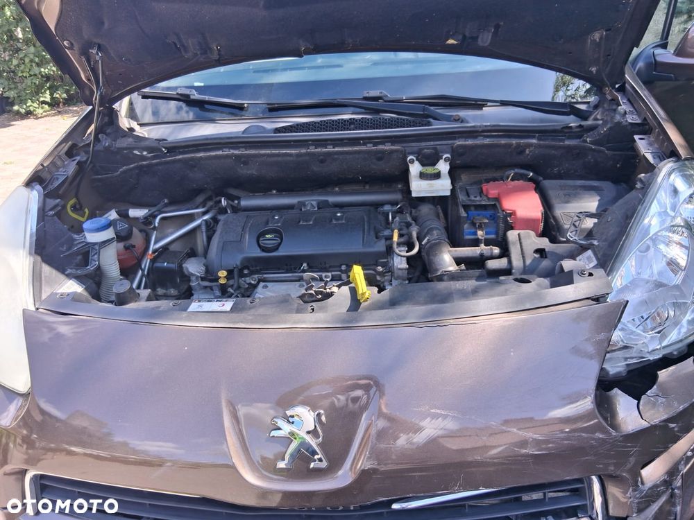 Peugeot Partner 98 VTi Family - 13