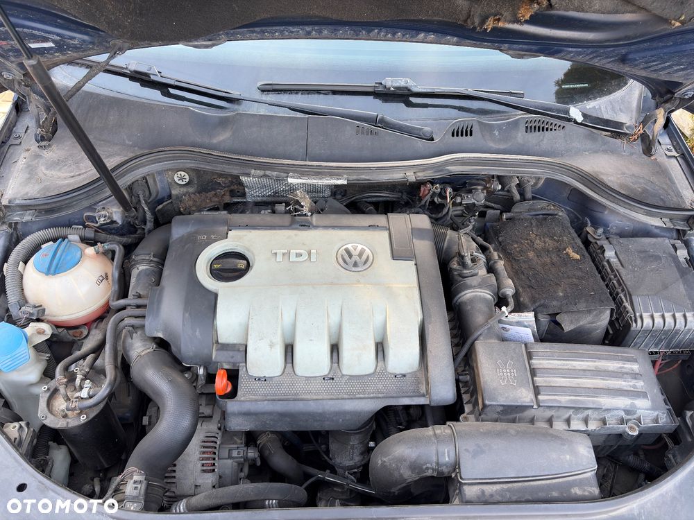 Volkswagen Passat - 8