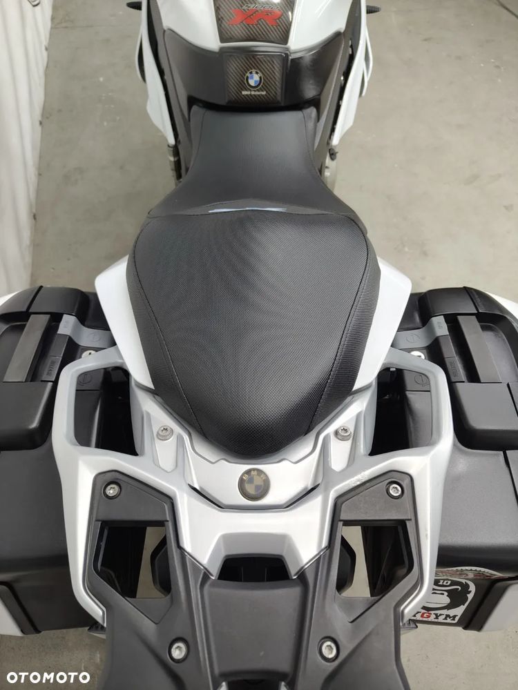 BMW XR - 11
