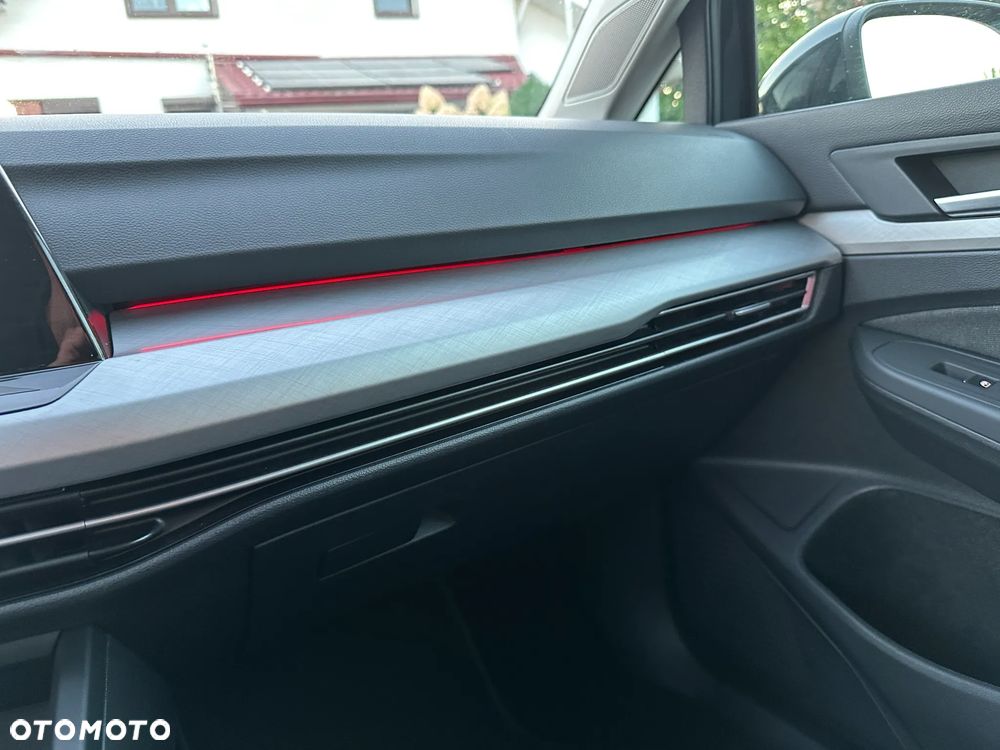 Volkswagen Golf - 18