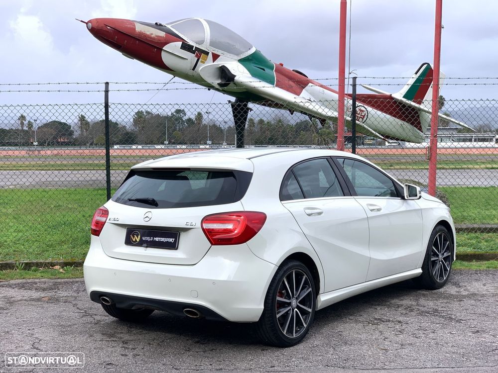 Mercedes-Benz A 180 d AMG Line - 25