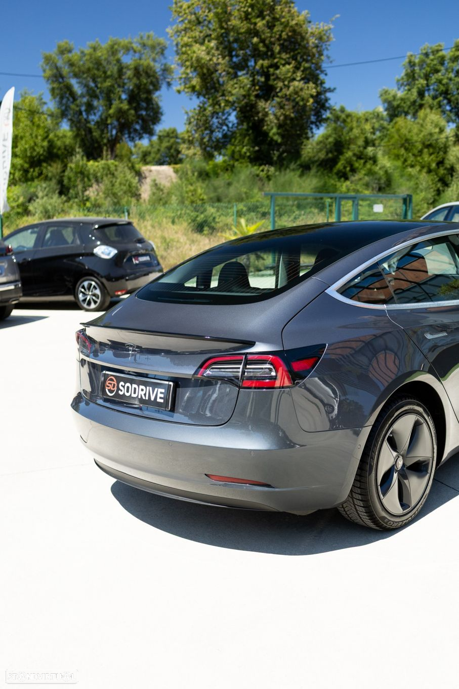 Tesla Model 3 Standard RWD Plus - 20
