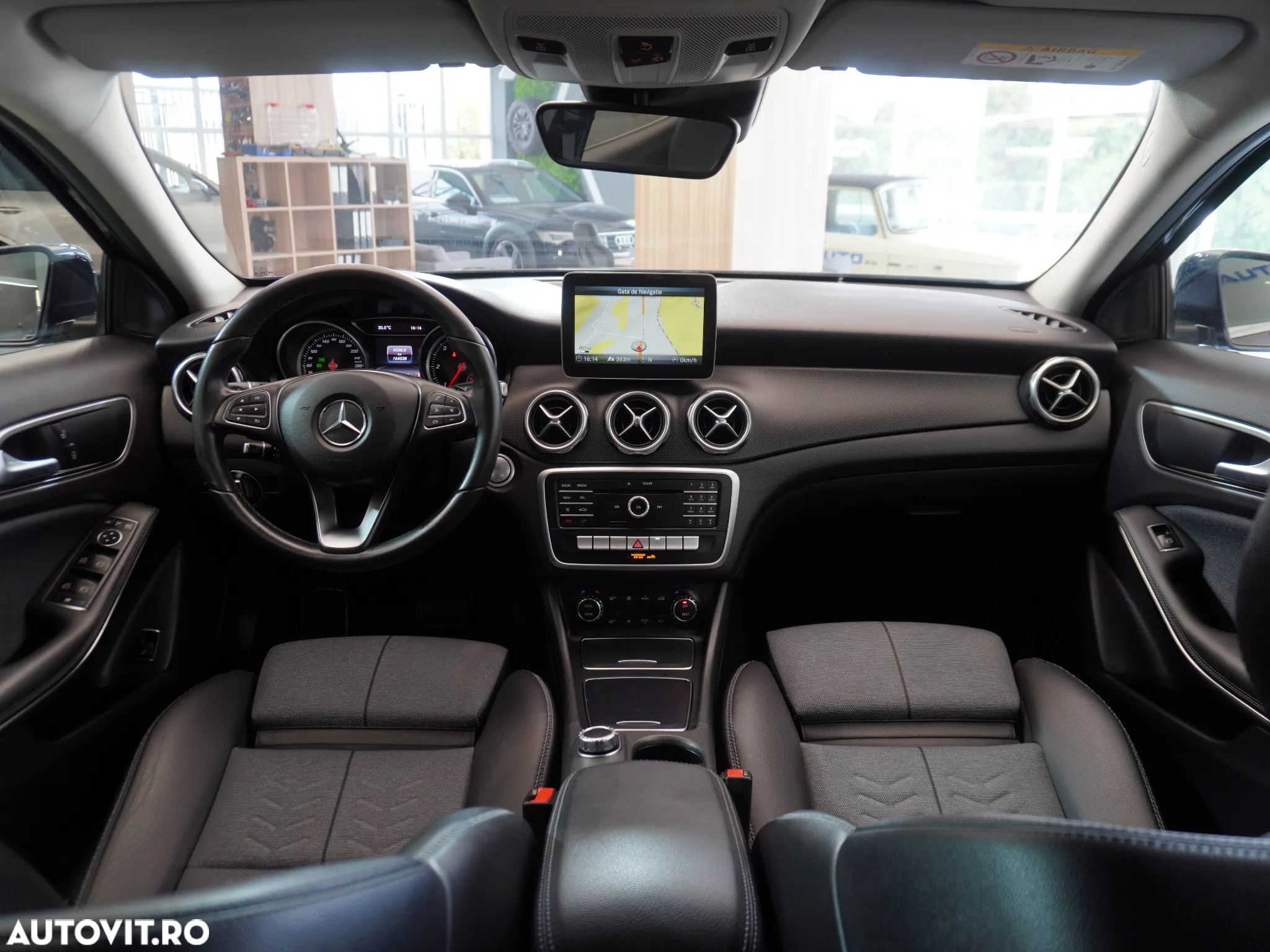 Mercedes-Benz GLA 200 d 7G-DCT Style - 10