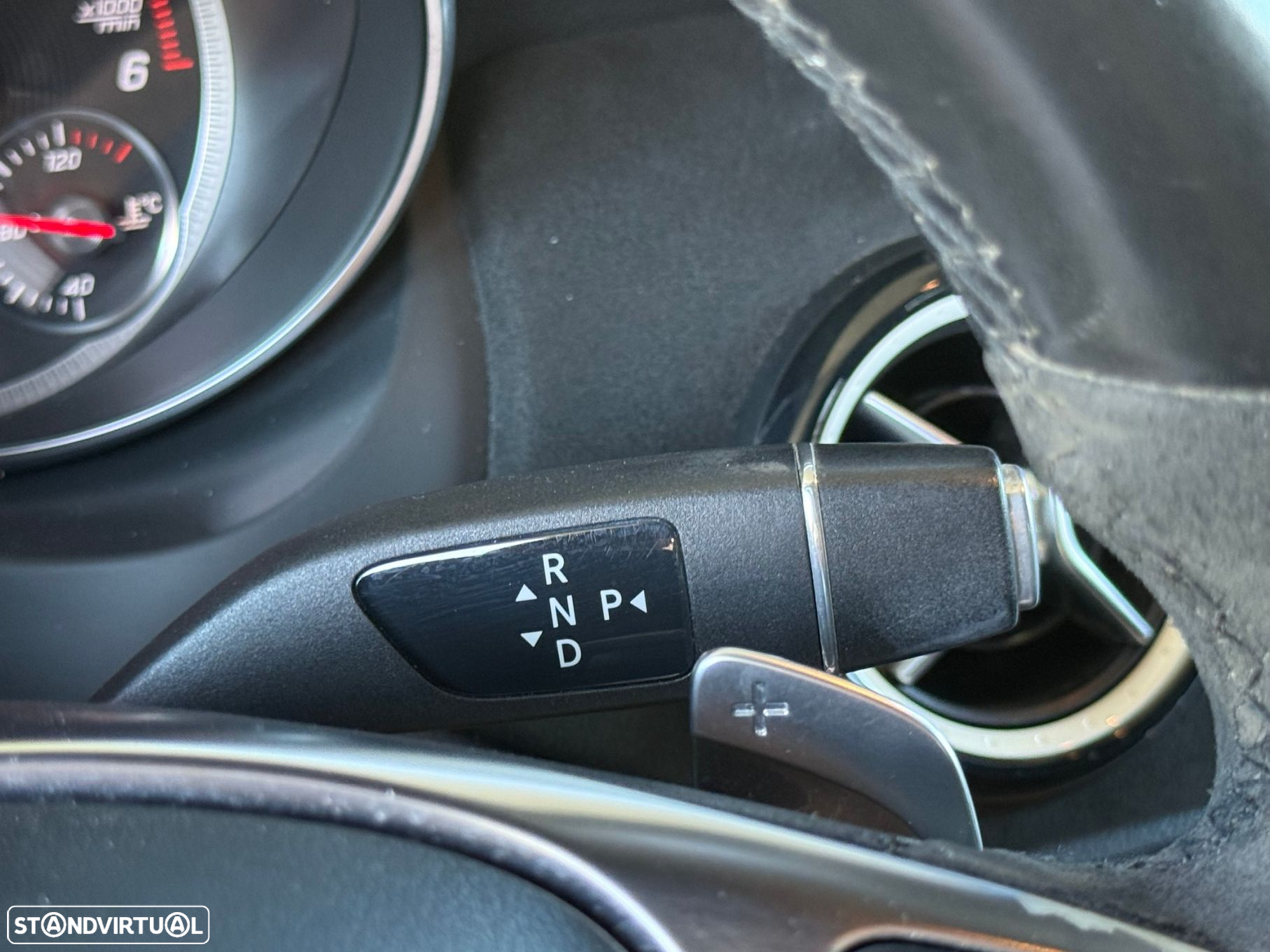 Mercedes-Benz GLA 220 d AMG Line - 38