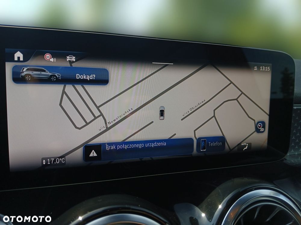 Mercedes-Benz GLB 200 Progressive 7G-DCT - 25