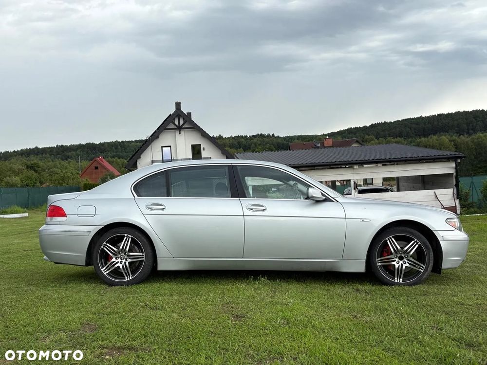 BMW Seria 7 - 10
