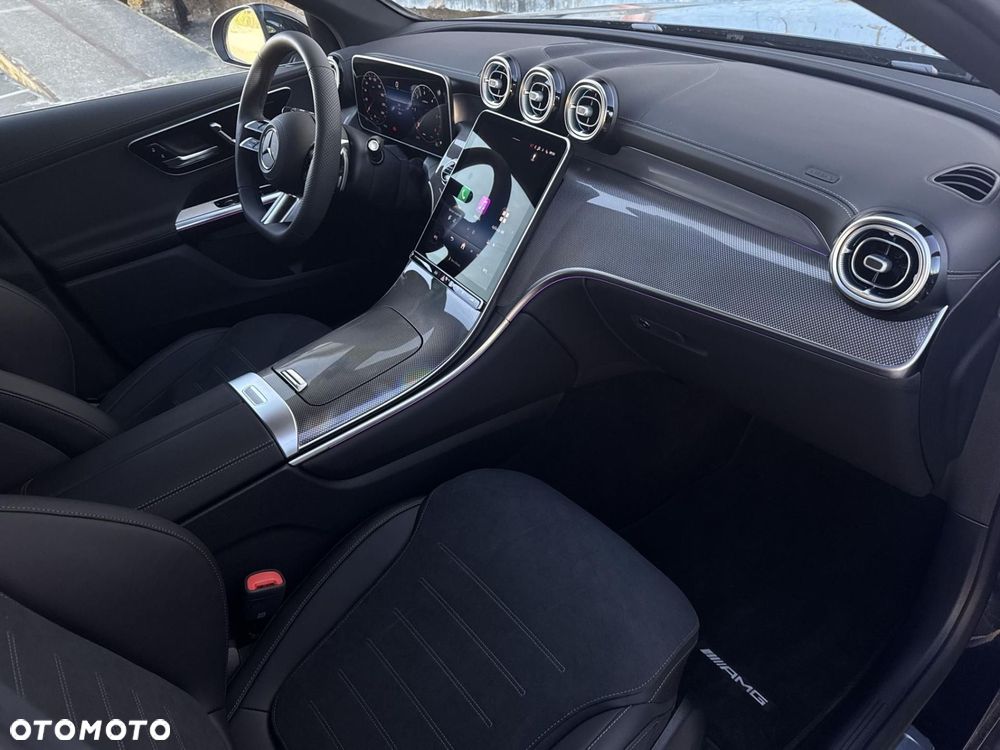 Mercedes-Benz GLC - 23