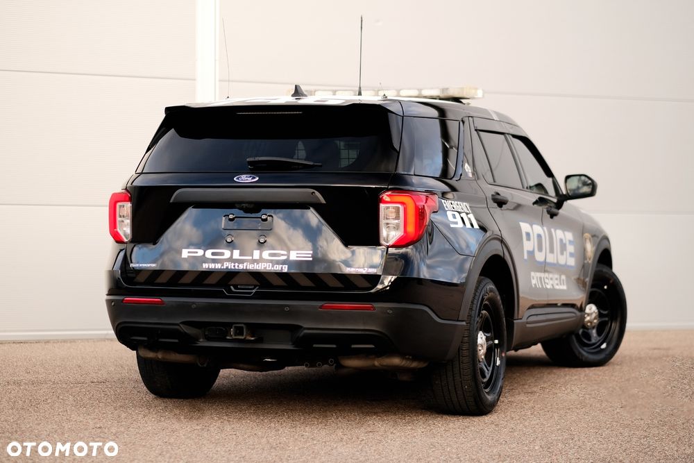 Ford Explorer - 4