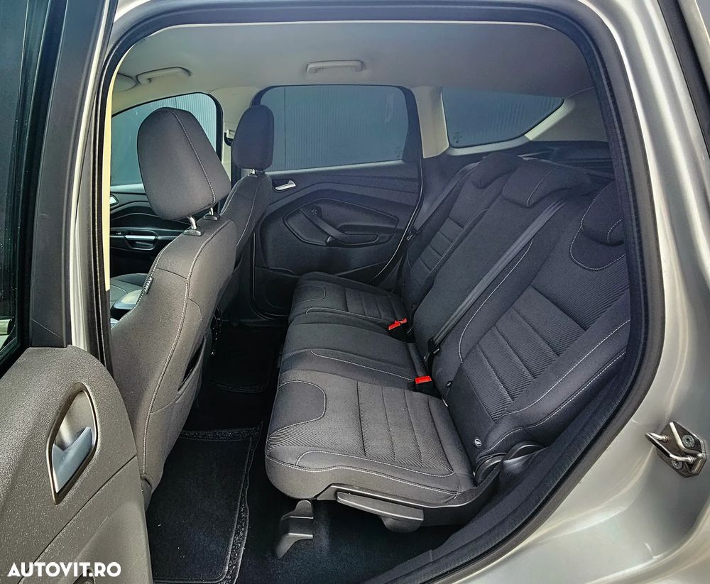 Ford Kuga - 14