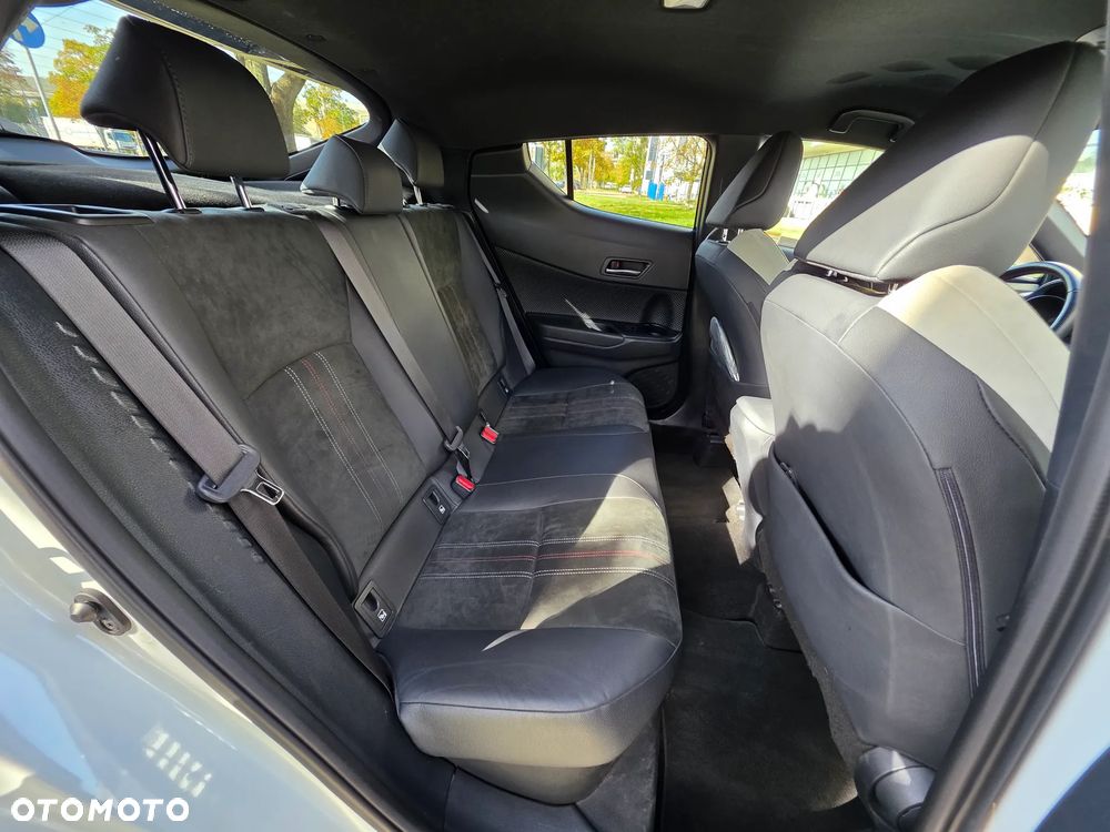 Toyota C-HR 1.8 Hybrid GPF GR Sport - 31