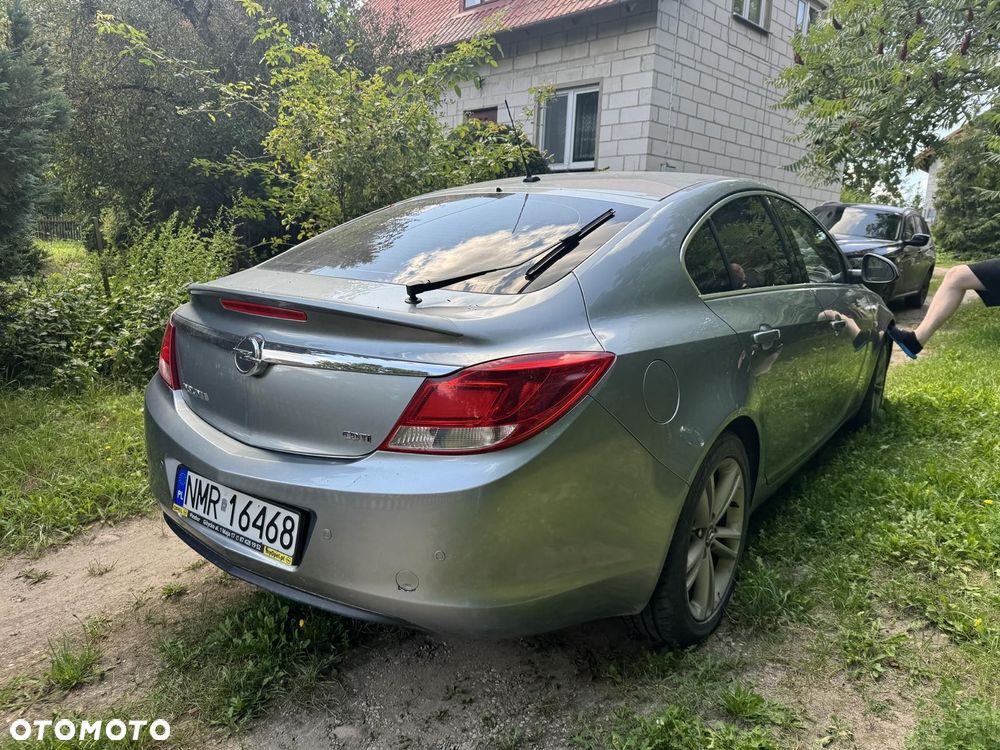 Opel Insignia - 2