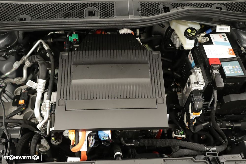 Peugeot e-208 51 kWh Allure - 25