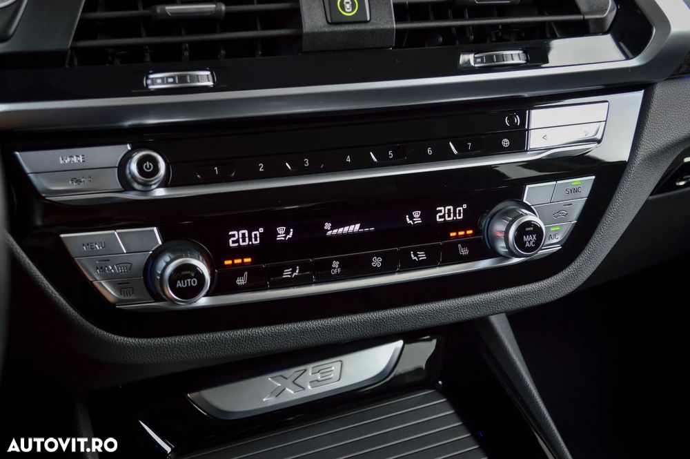 BMW X3 xDrive20i AT Luxury Line - 9