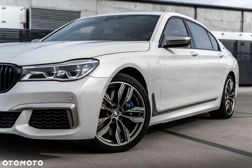 BMW Seria 7 M760Li xDrive - 1