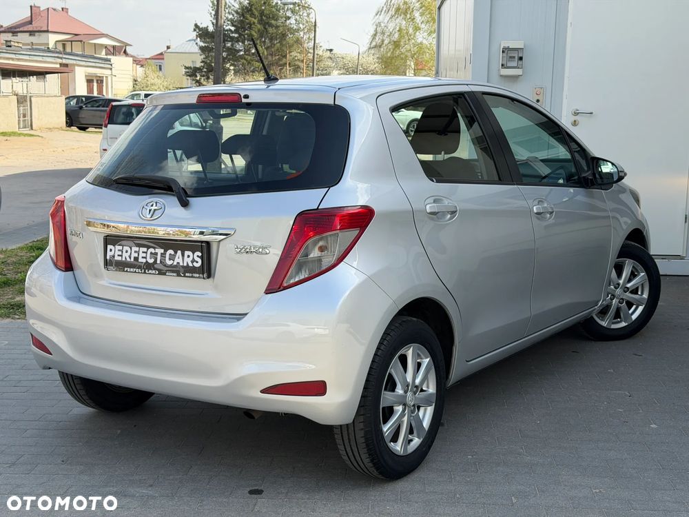 Toyota Yaris 1.33 VVT-i Comfort - 4
