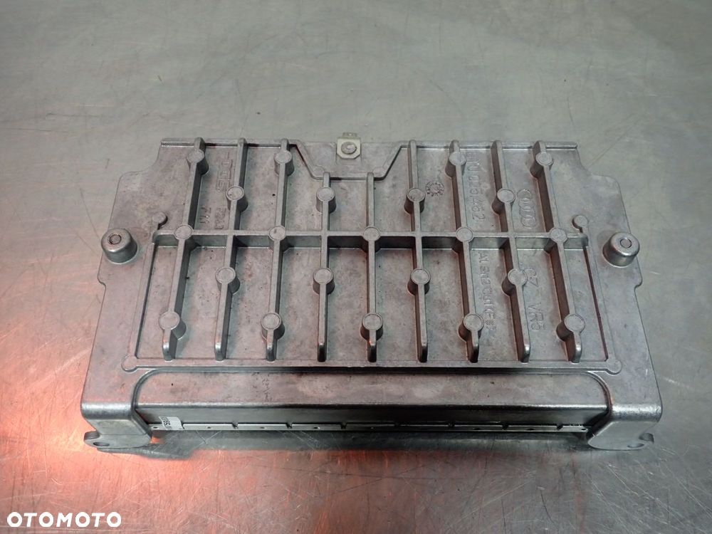 WZMACNIACZ AUDI A4 B8 8T0035462   4E0035729   8T0035729N - 3