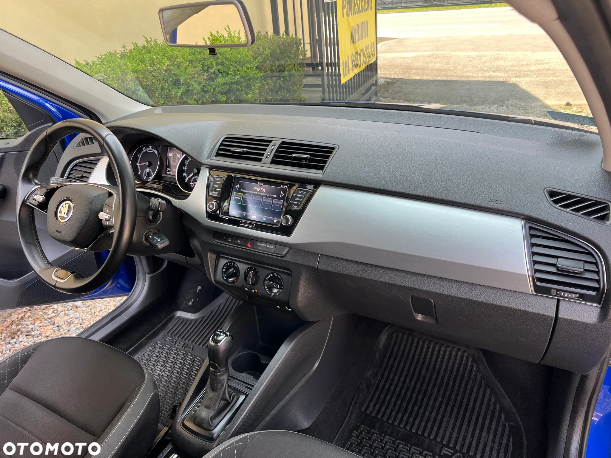 Skoda Fabia 1.0 TSI Style Color DSG - 14