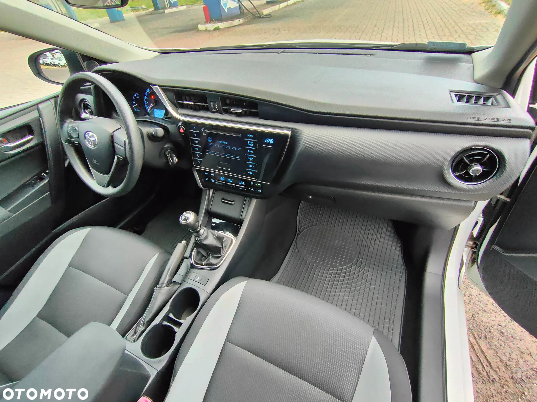 Toyota Auris 1.4 D-4D Active - 7