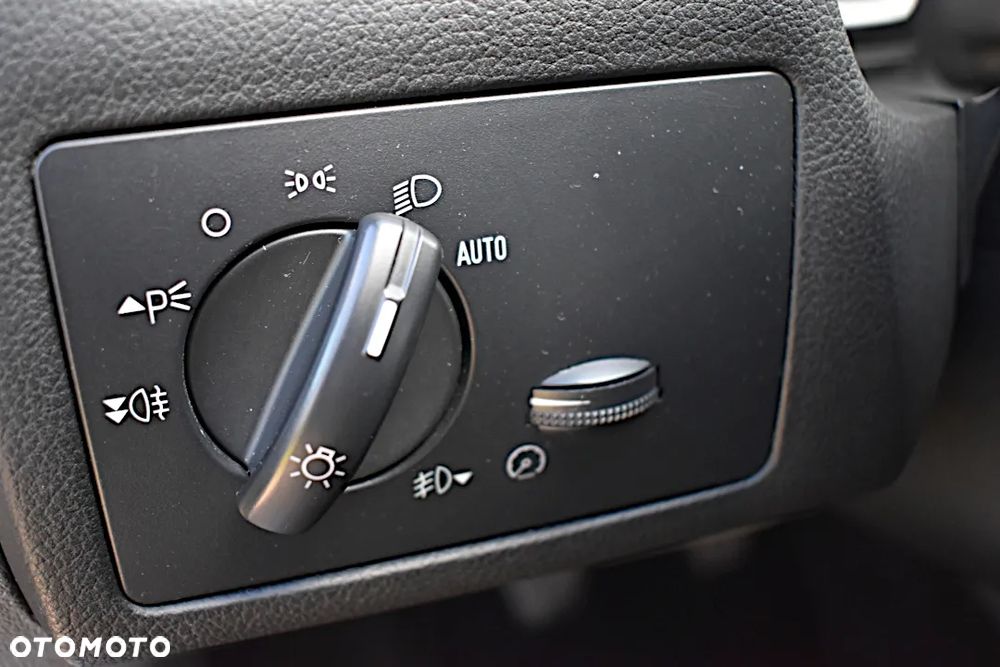 Ford Focus 2.0 16V Ghia - 22