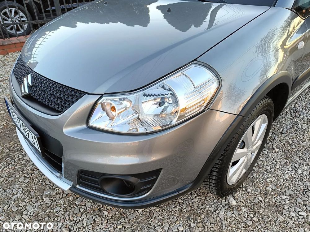 Suzuki SX4 1.6 Premium 4WD - 13