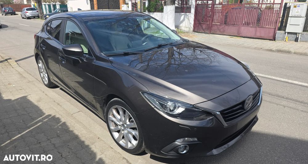 Mazda 3 G165 Revolution Top - 1