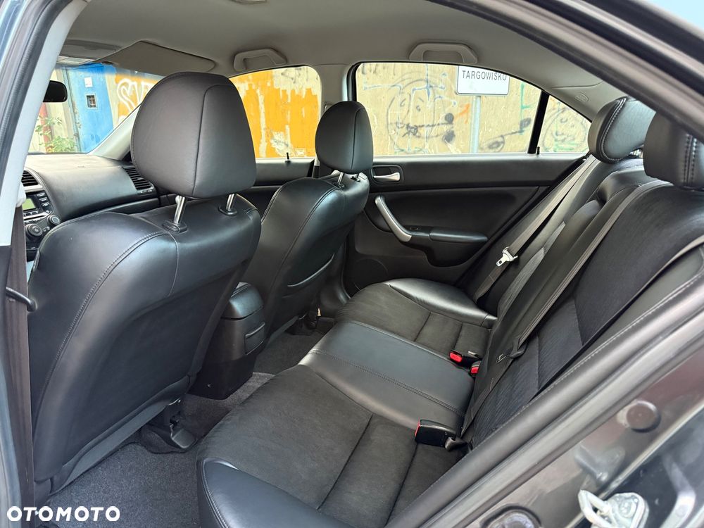 Honda Accord 2.0 Comfort - 8