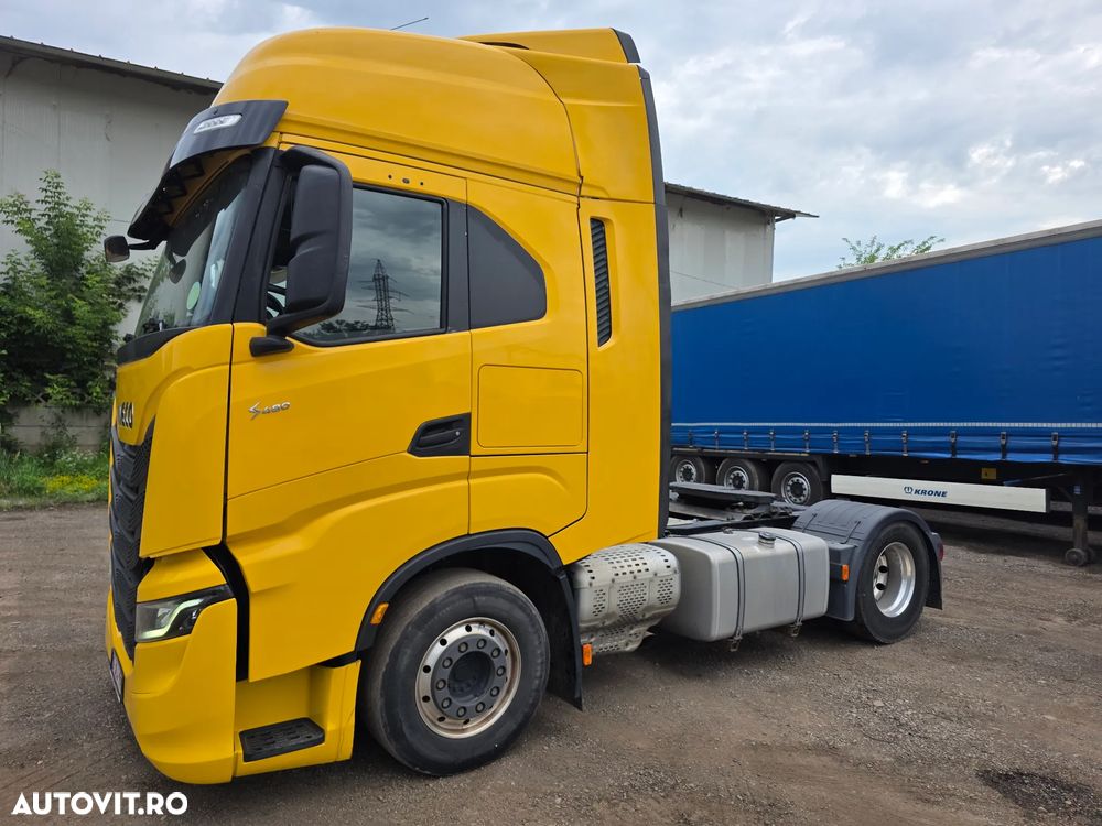 Iveco Stralis Hi-Way - 9