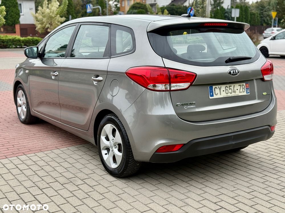 Kia Carens 1.7 CRDi 115 Fifa World Cup Edition - 4