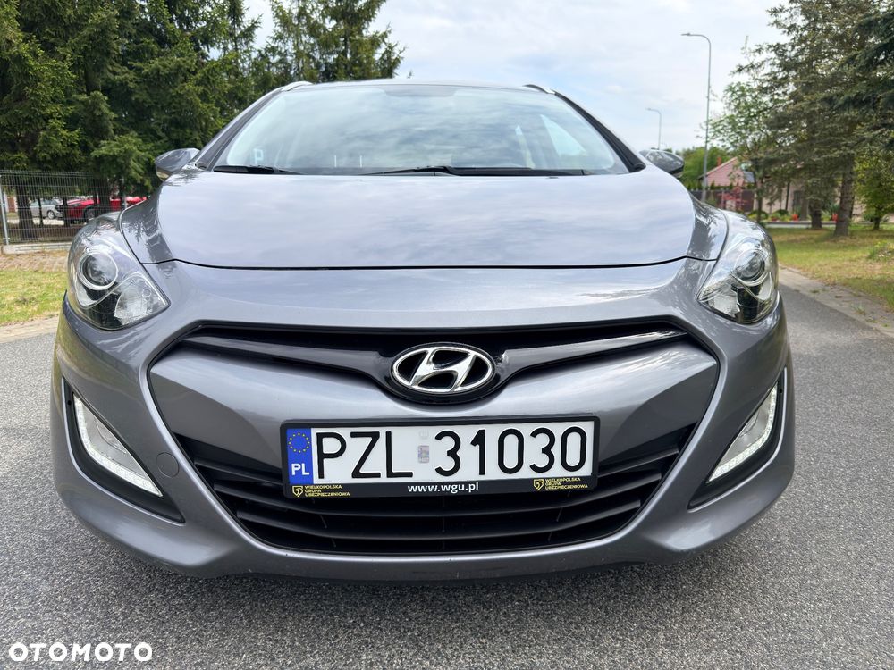 Hyundai i30 i30cw 1.4 CRDi Advantage - 27