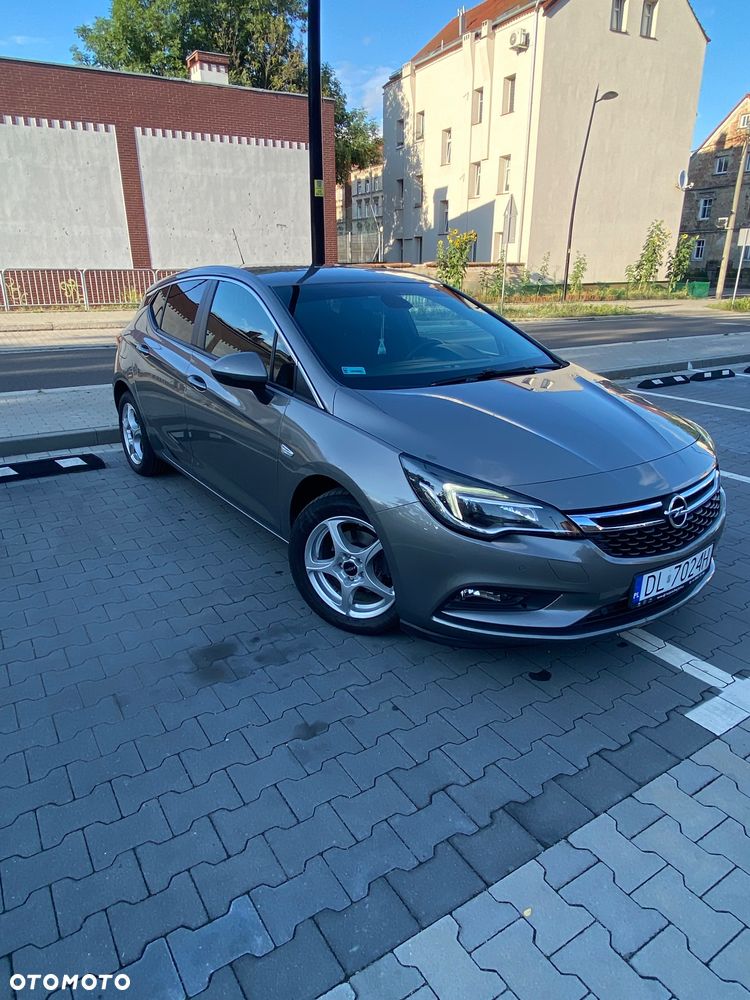 Opel Astra 1.4 T Elite - 1