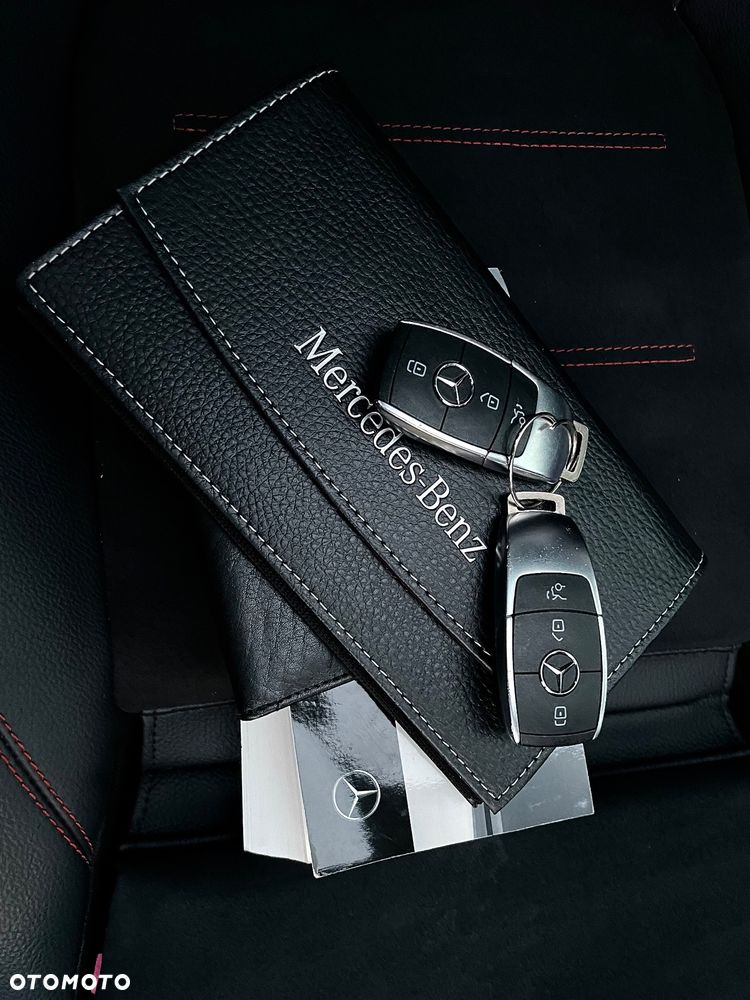 Mercedes-Benz GLB 200 7G-DCT AMG Line - 39