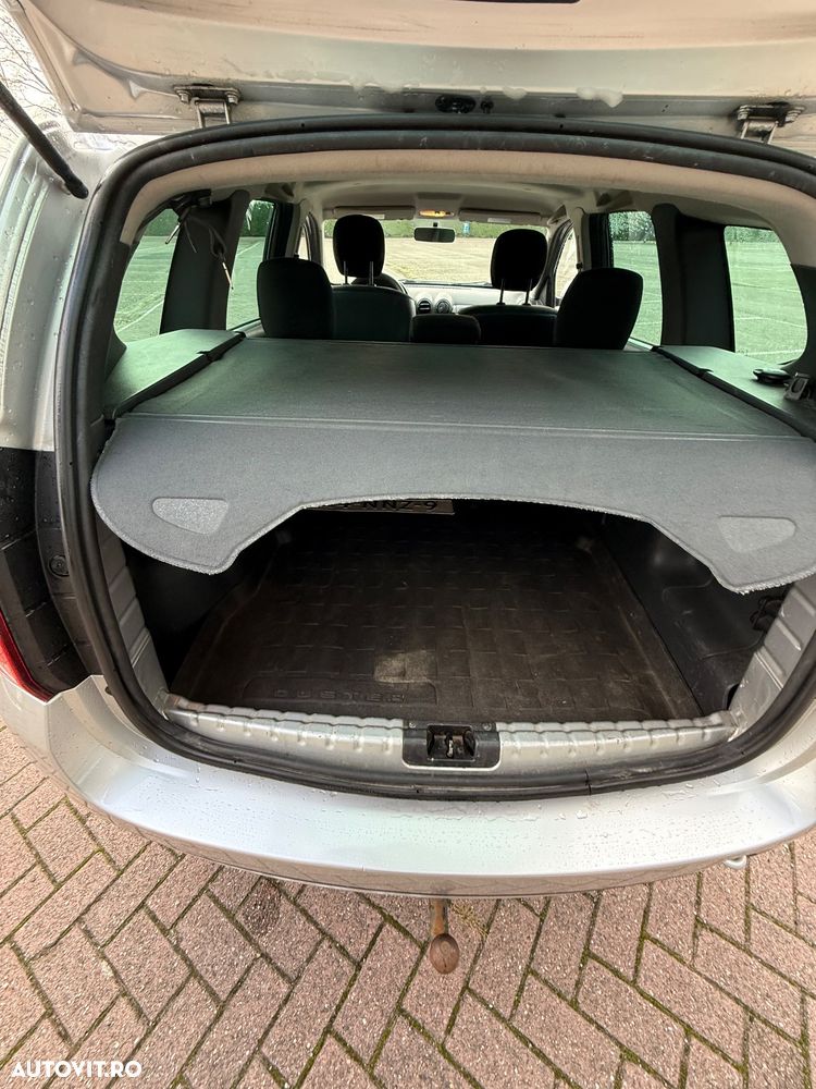 Dacia Duster 1.6 16V 4x2 Prestige - 8