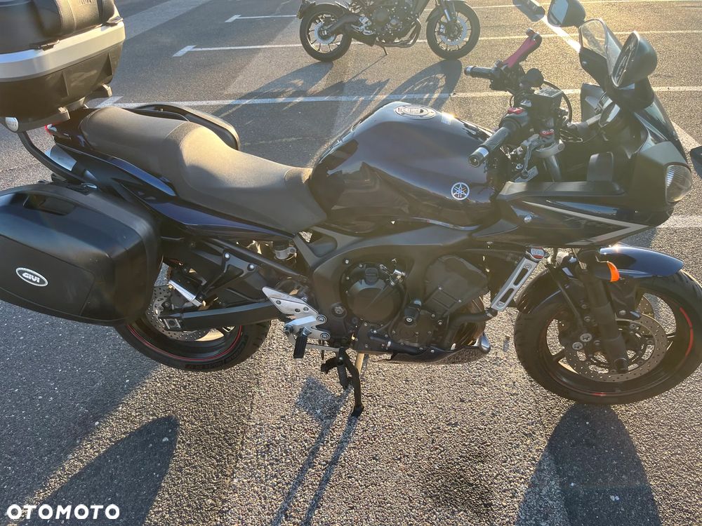 Yamaha FZ6 - 4