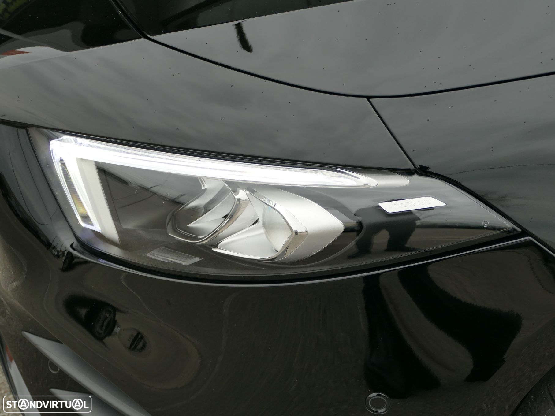 Mercedes-Benz A 250 Limousine e AMG Line - 6