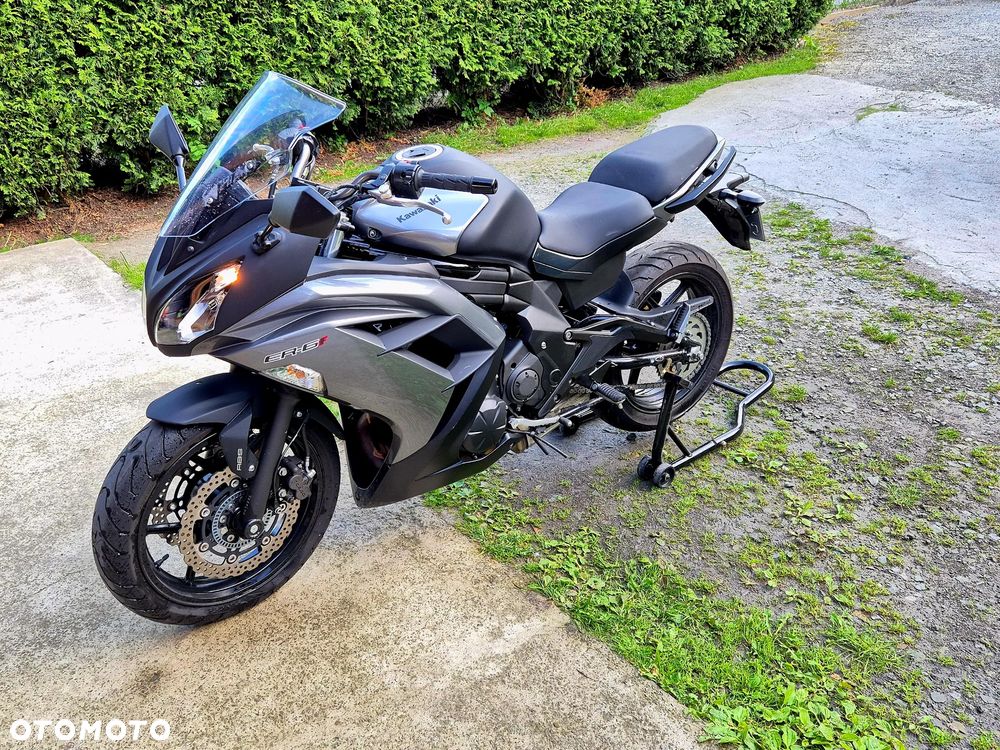 Kawasaki ER - 7