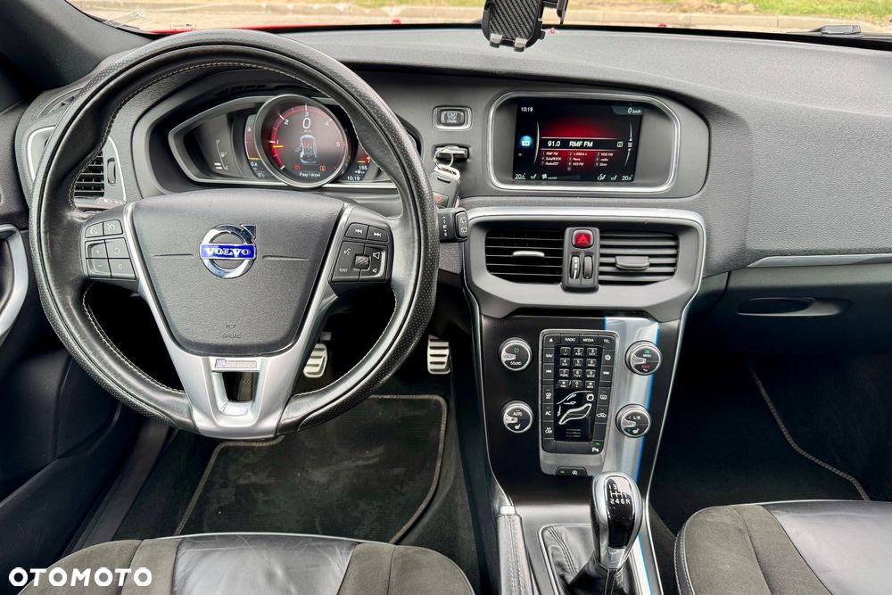 Volvo V40 D2 RDesign - 22