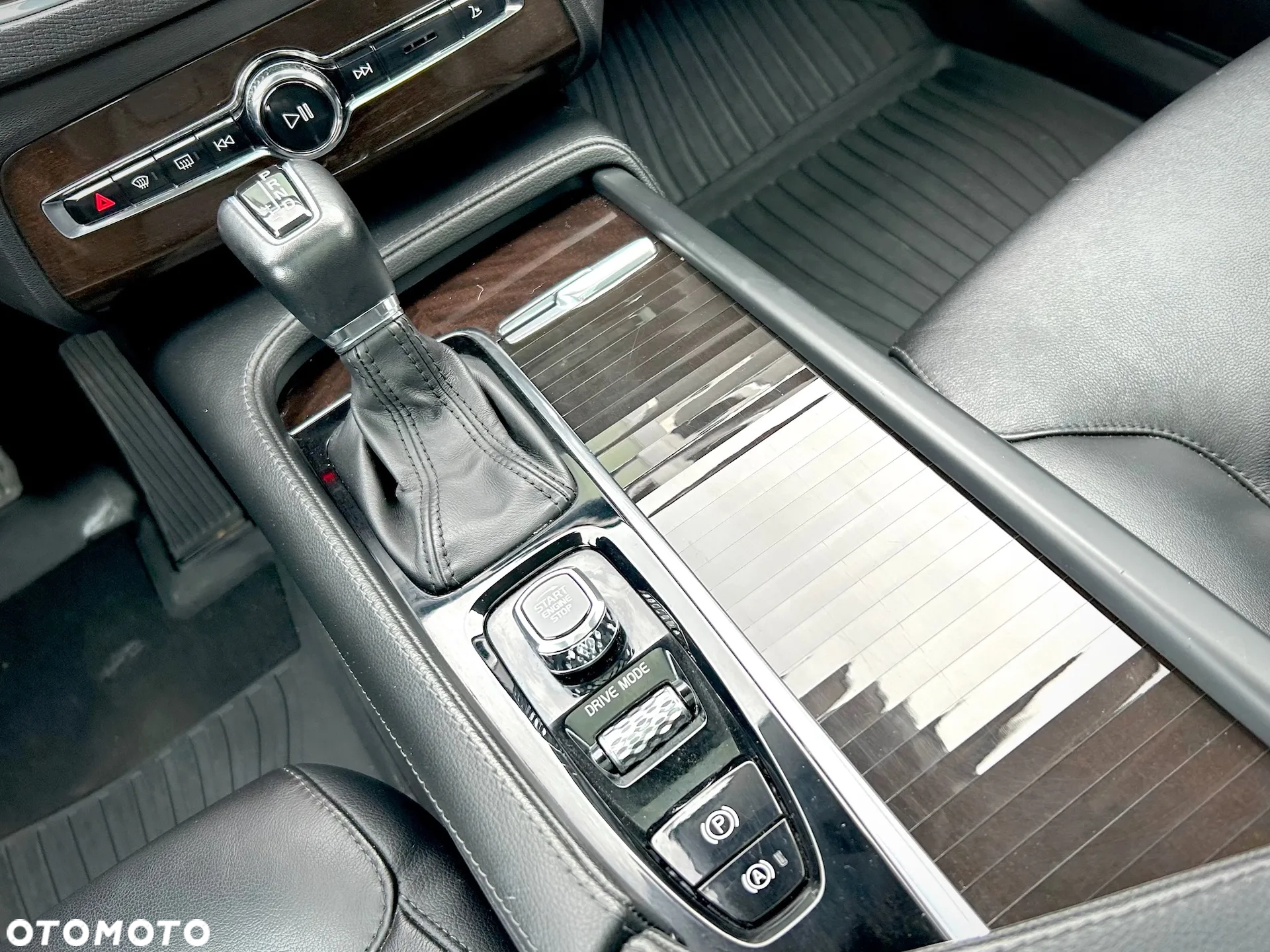 Volvo XC 90 T5 AWD Geartronic Momentum - 15