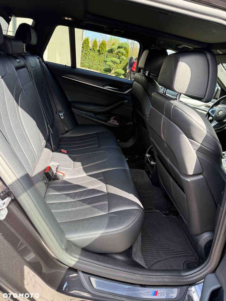BMW Seria 5 520d xDrive Luxury Line sport - 20