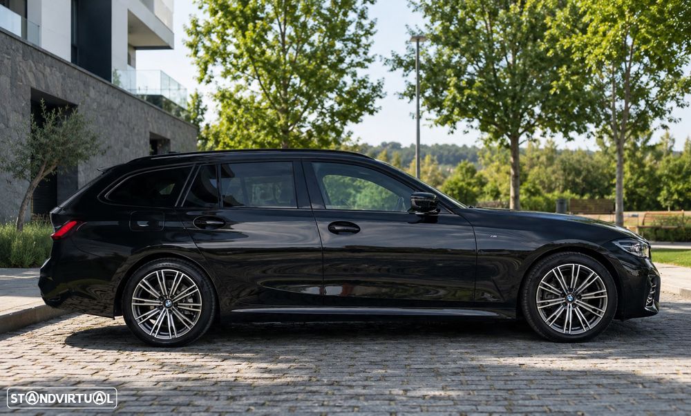 BMW 320 d Aut. Sport Line - 1