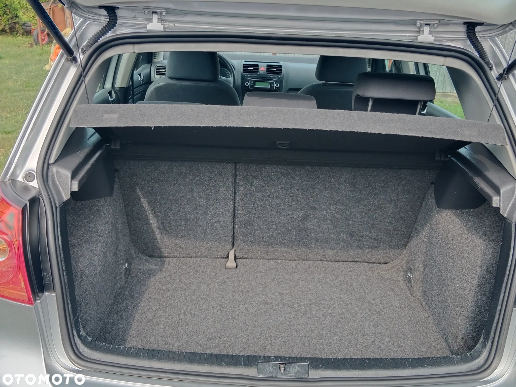 Volkswagen Golf - 11